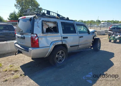 2006 Jeep Commander из США, поврежденный, VIN 1J8HG48N76C131206